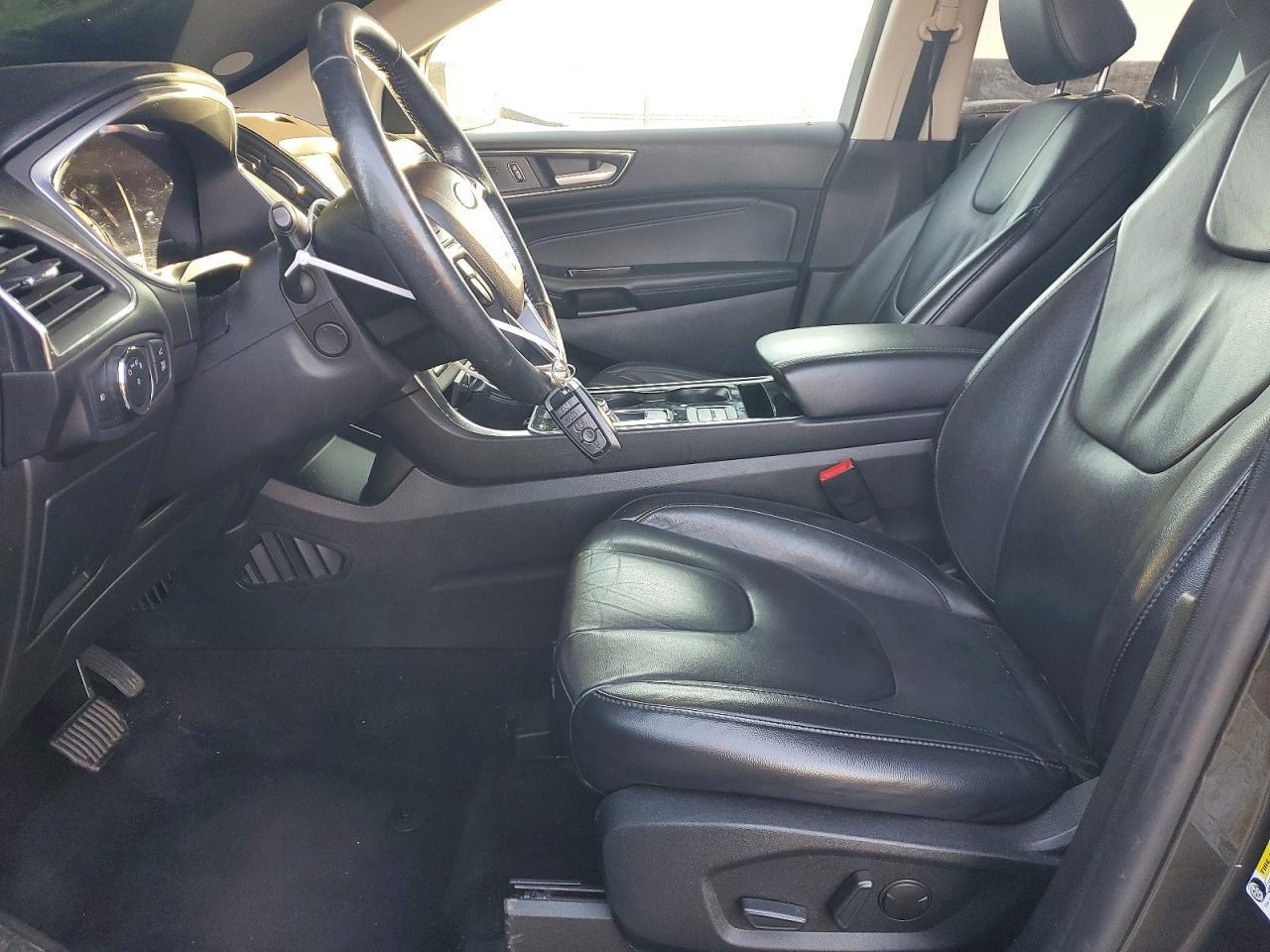 2020 Ford Edge Titanium - Фото 7