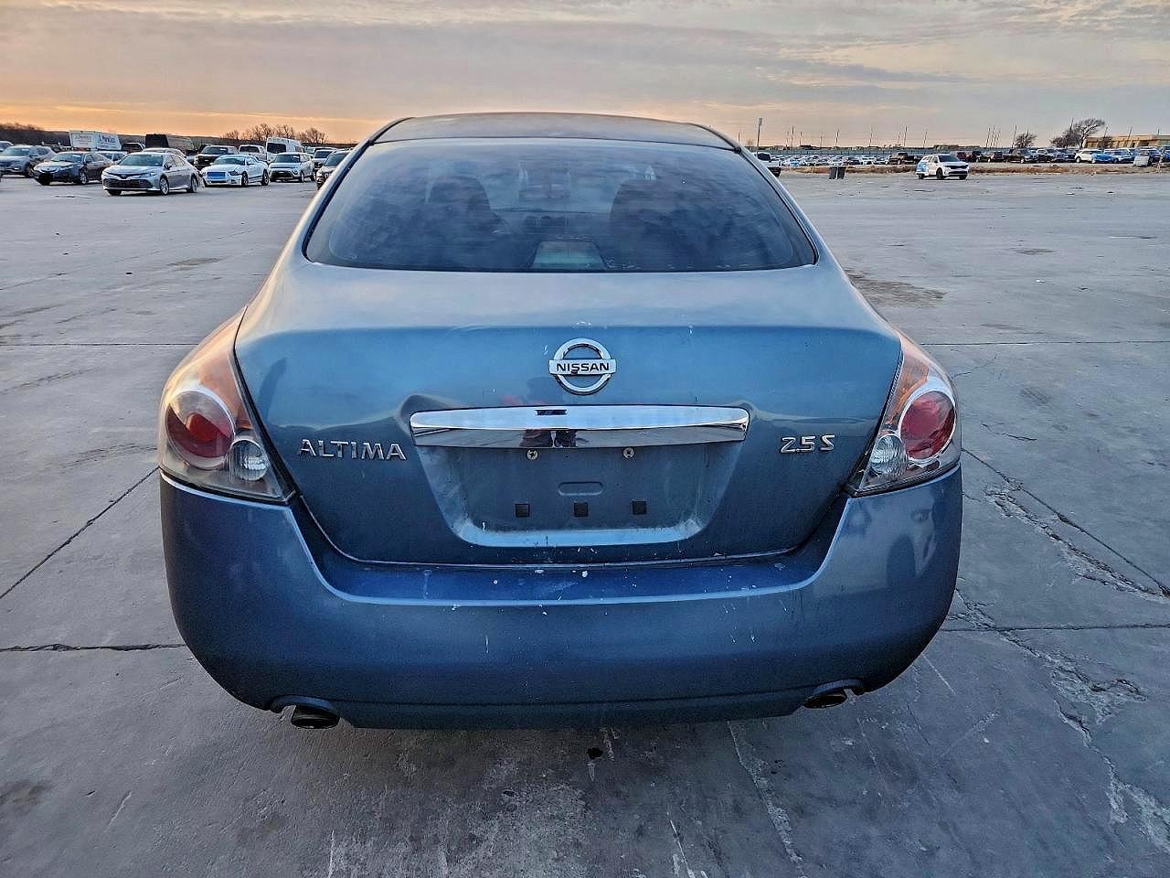 2011 Nissan Altima 25S - Фото 6