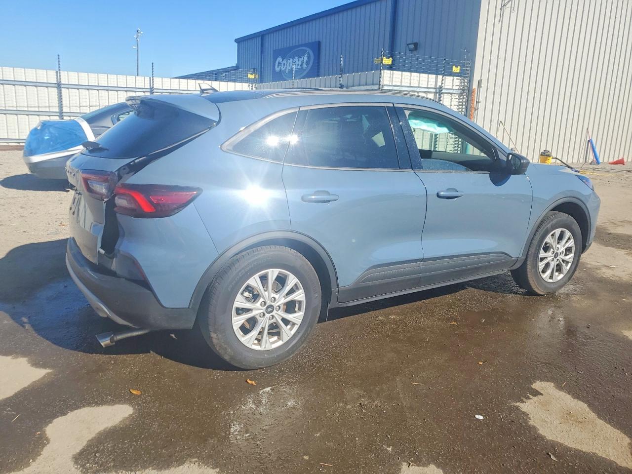 2025 Ford Escape Active - Фото 3