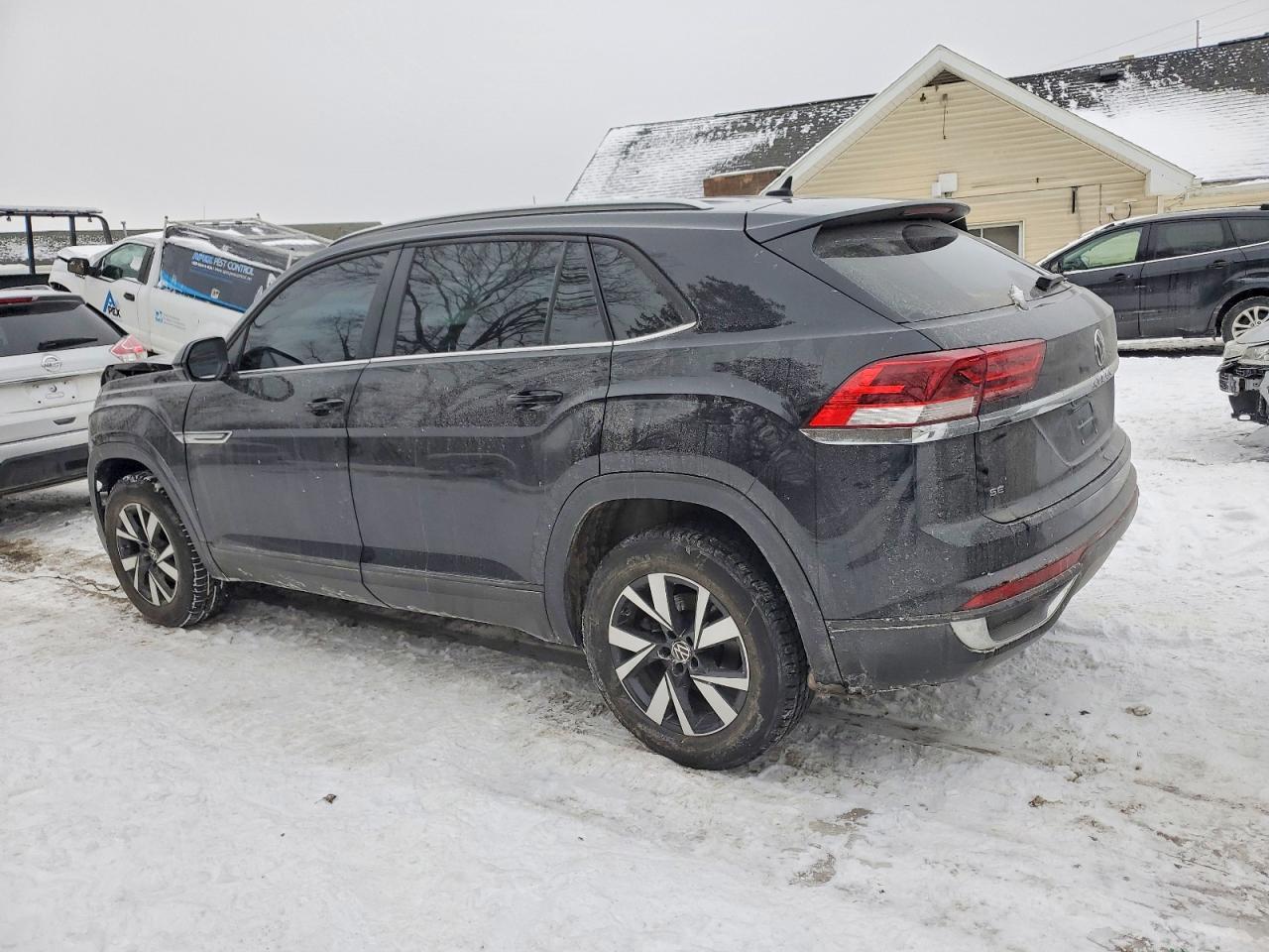 2022 Volkswagen Atlas Cross Sport Se - Фото 2