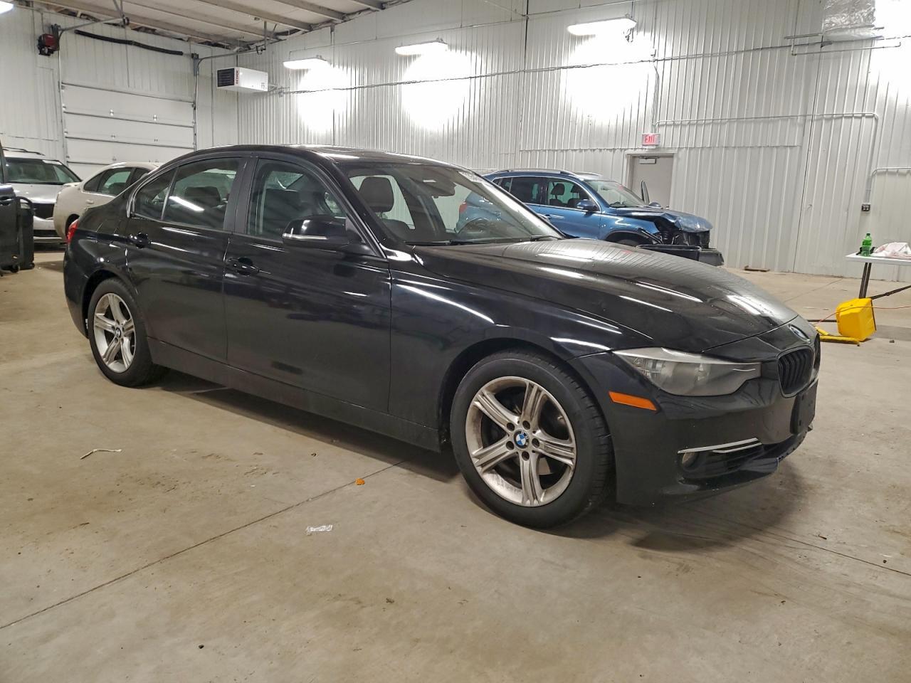 2015 BMW 328 Xi - Фото 4