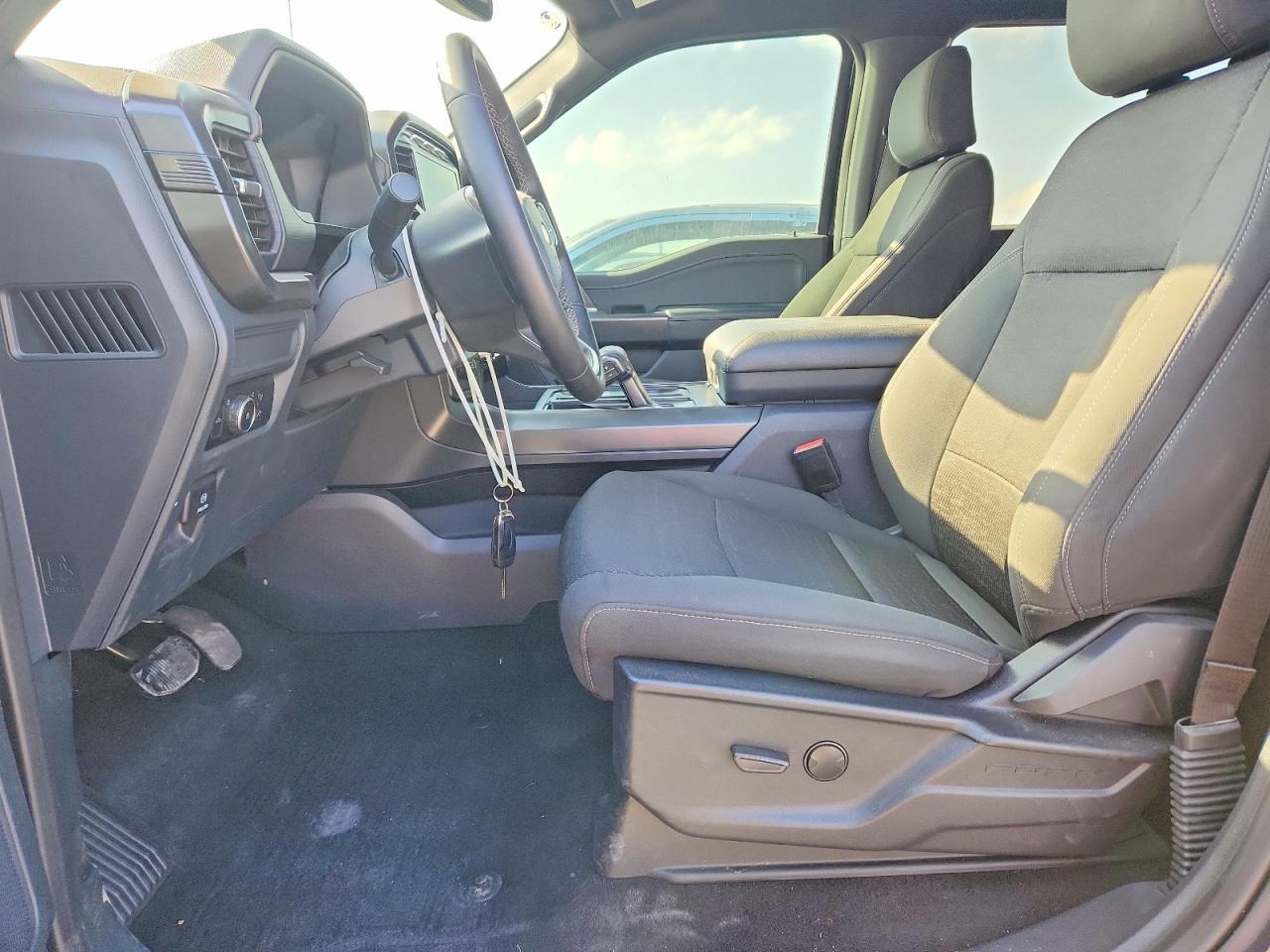 2024 Ford F150 Xlt - Фото 7