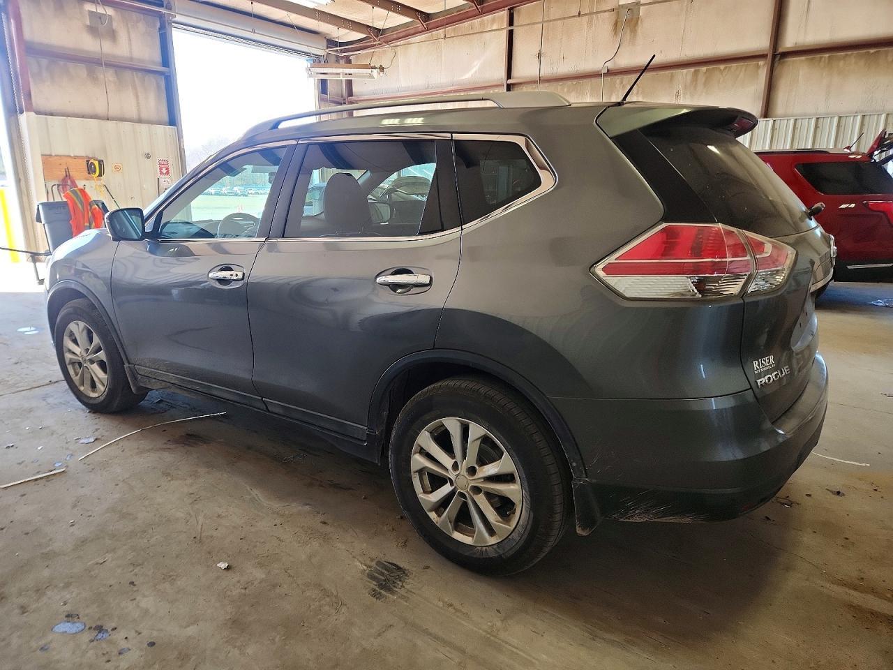 2016 Niss Rogue Sv - Image 2