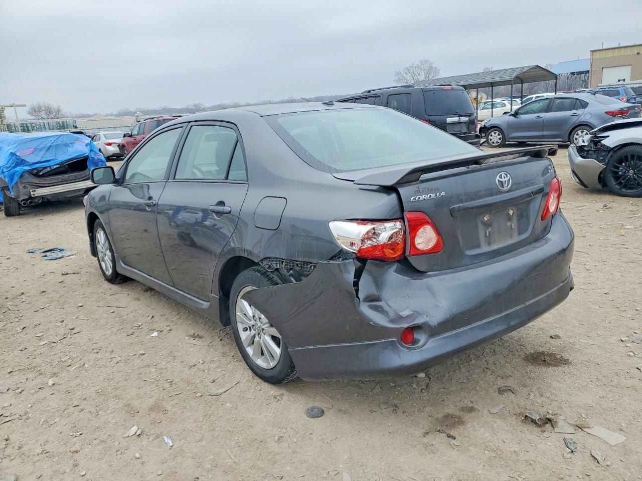2010 Toyota Corolla - Фото 2