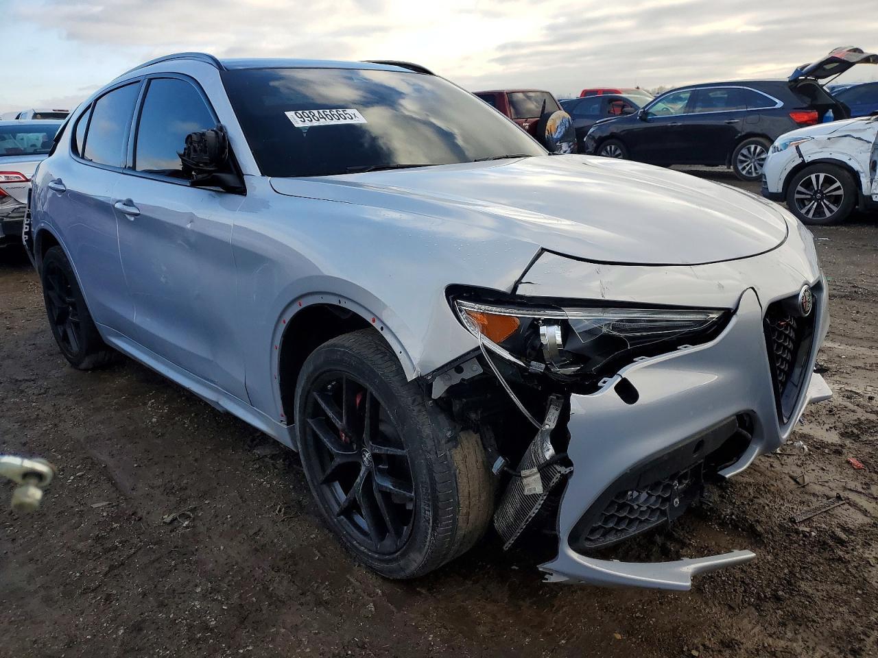 2021 Alfa Romeo Stelvio Ti - Фото 4