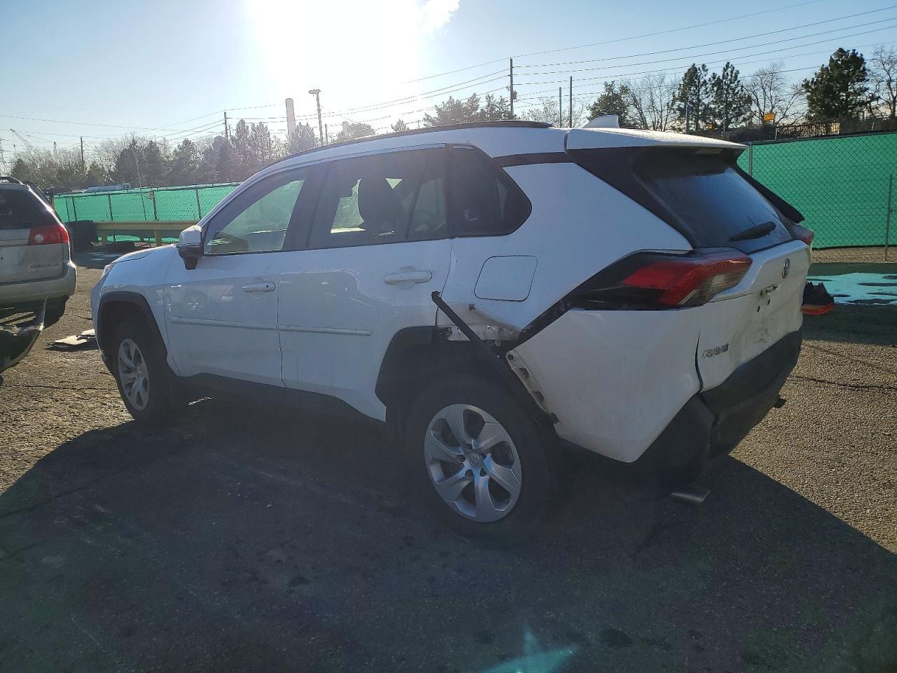 2019 Toyota Rav4 Le - Фото 2
