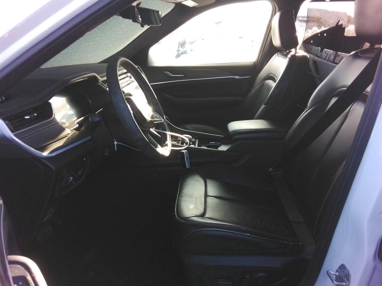 2024 Jeep Grand Cherokee Limited 4Xe - Image 7