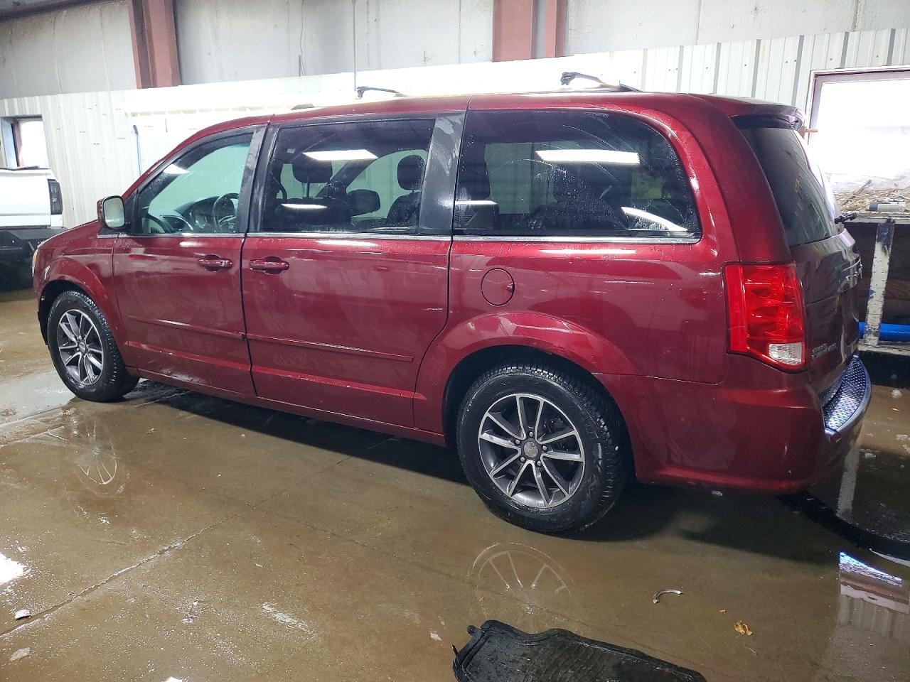 2017 Dodge Grand Caravan Sxt - Фото 2