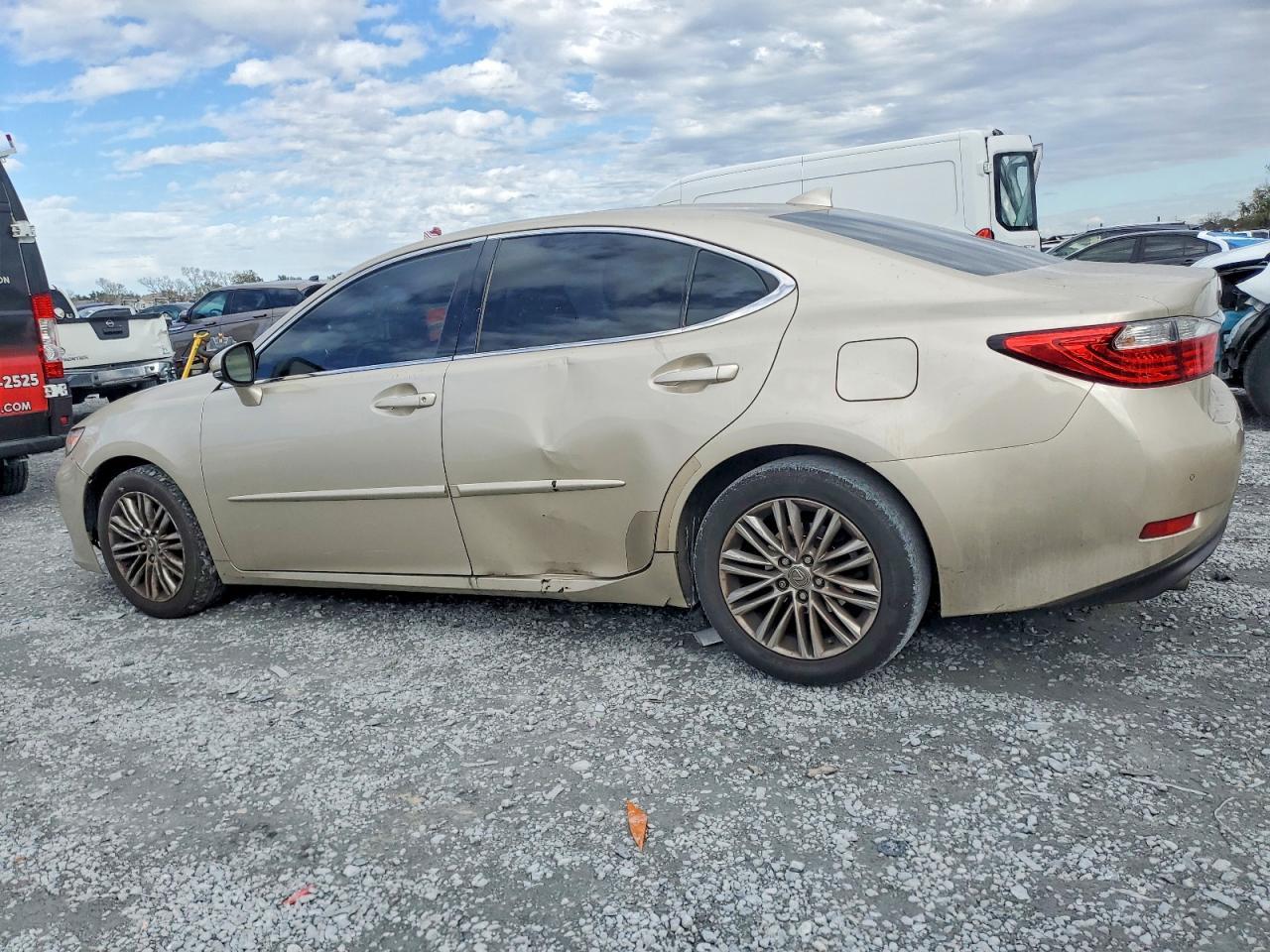 2015 Lexus Es 350 - Фото 2