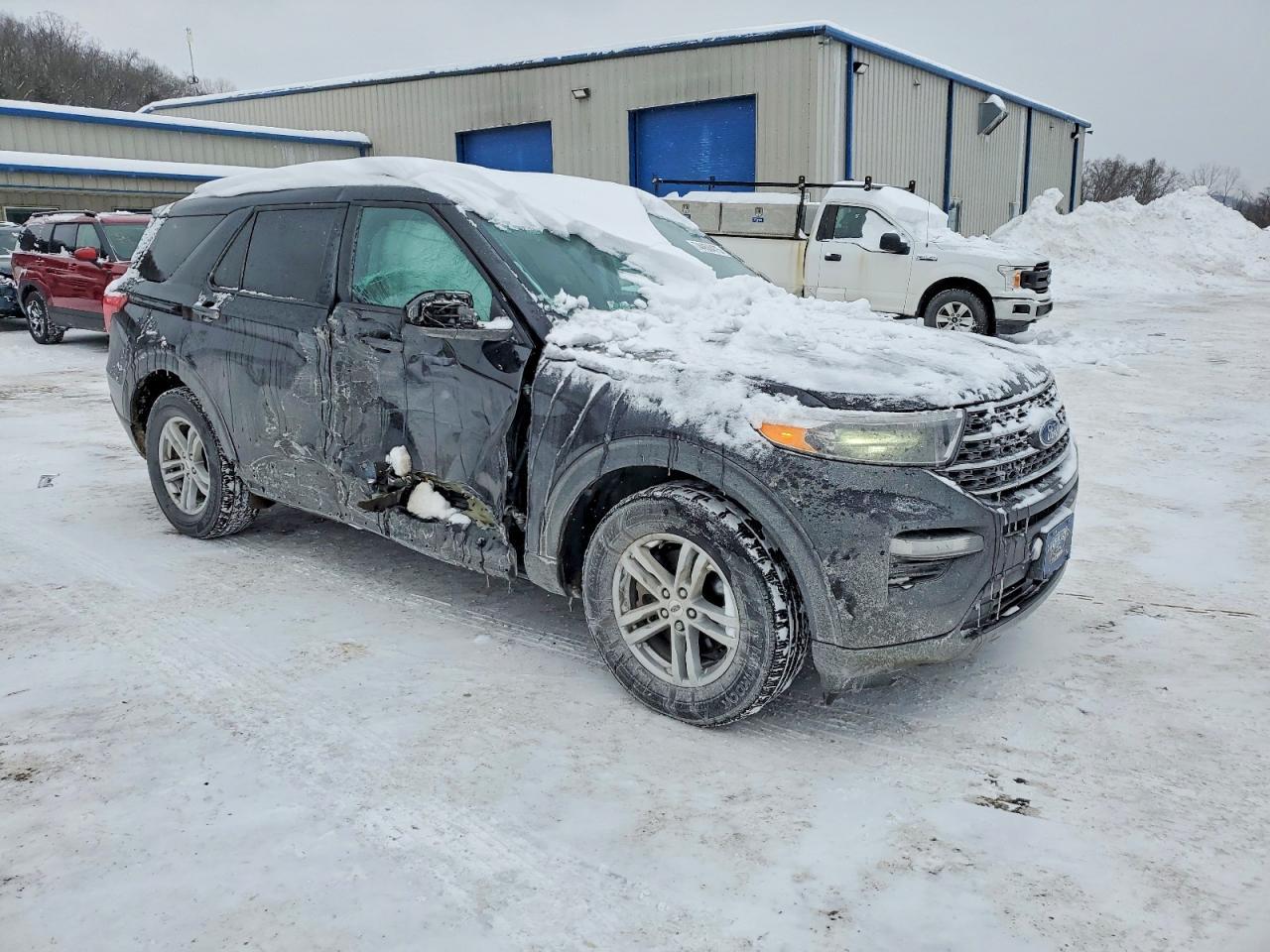 2024 Ford Explorer Xlt - Image 4