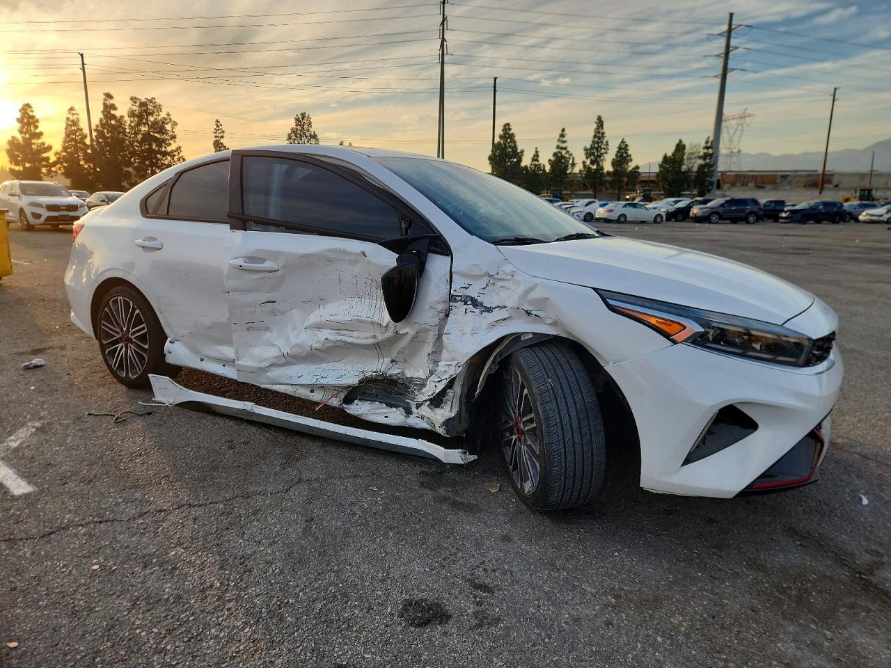 2022 Kia Forte Gt - Image 4