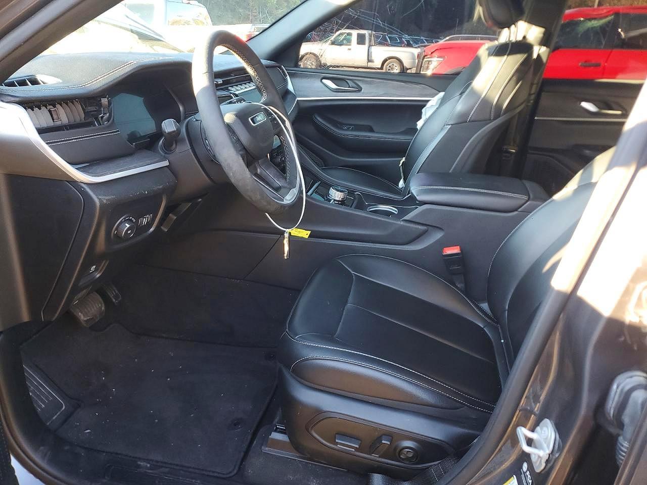 2024 Jeep Grand Cherokee L Limited - Image 7