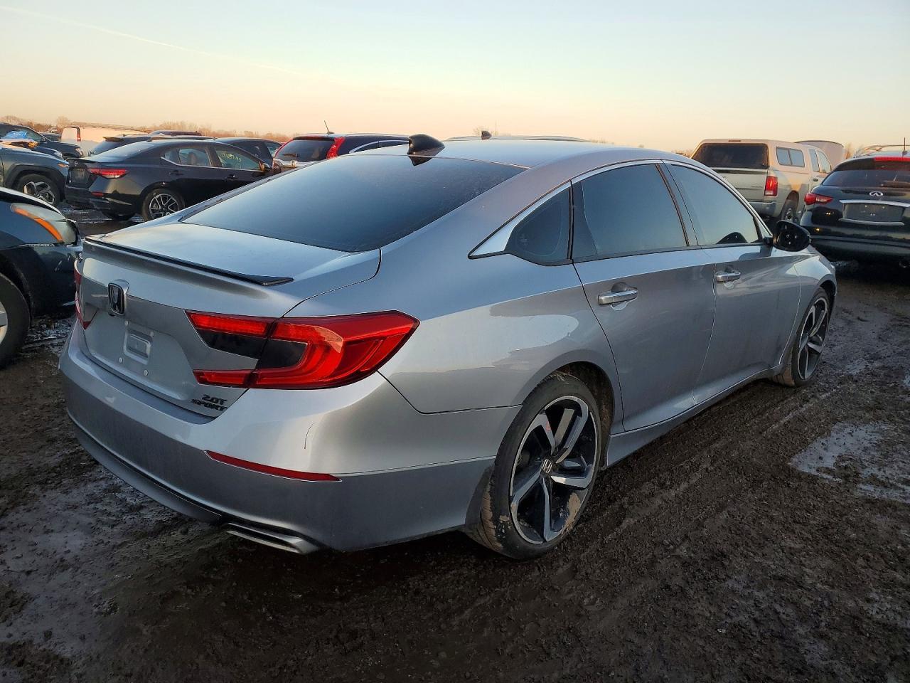 2021 Honda Accord Sport - Фото 3