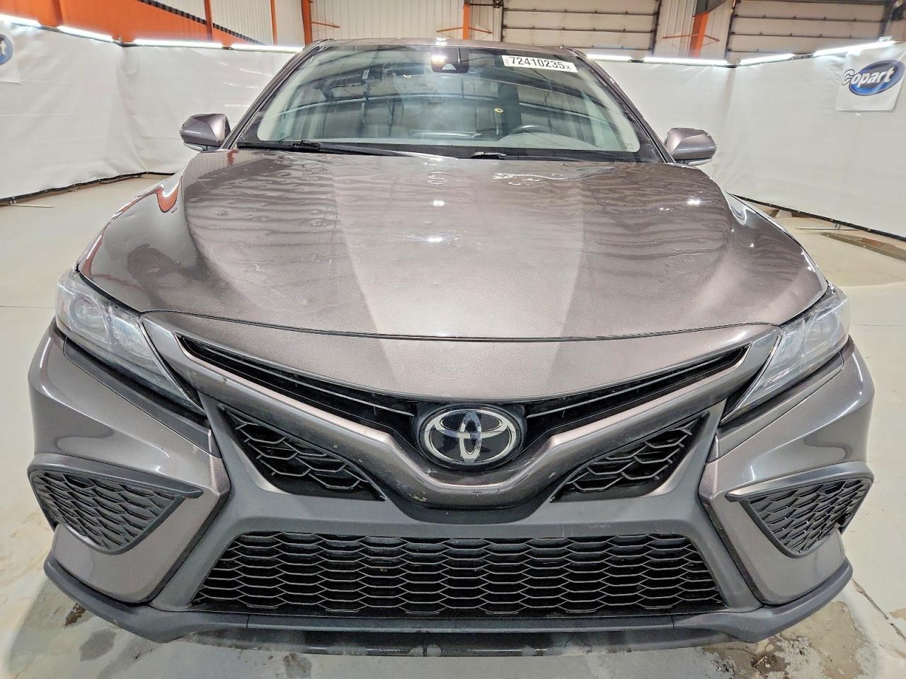 2021 Toyota Camry Se - Фото 5