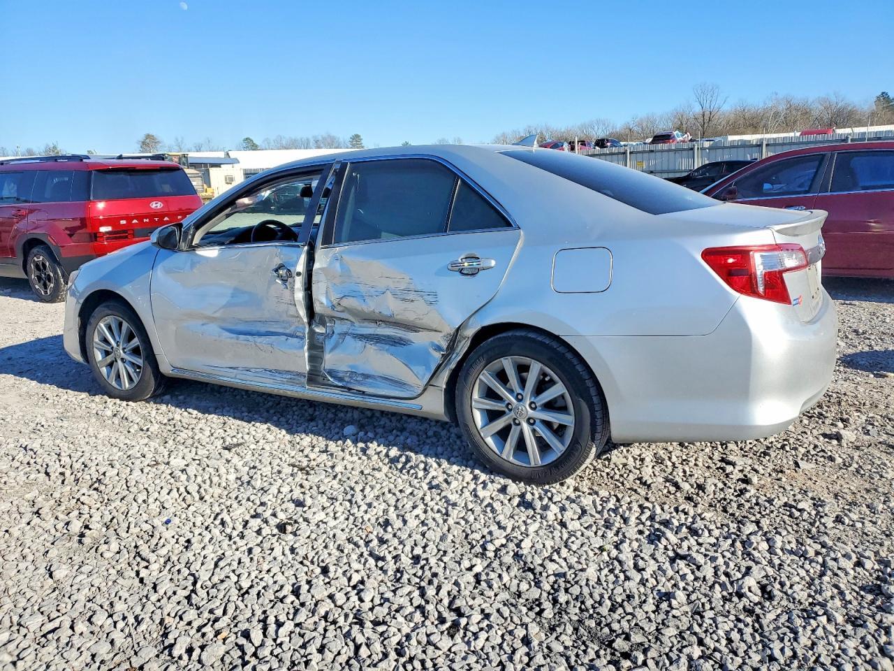 2012 Toyota Camry Hybrid - Фото 2
