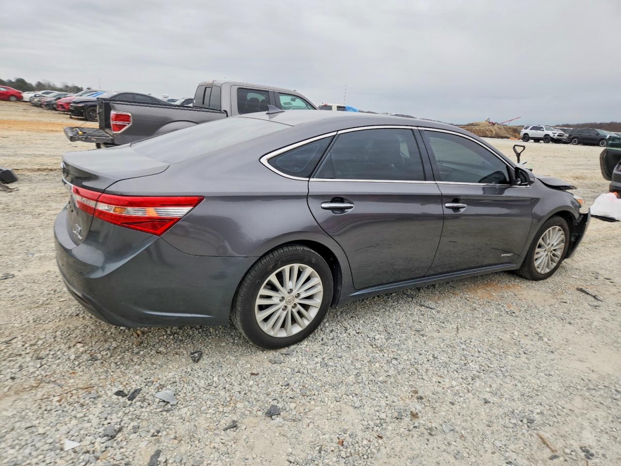 2013 Toyota Avalon Hybrid - Фото 3
