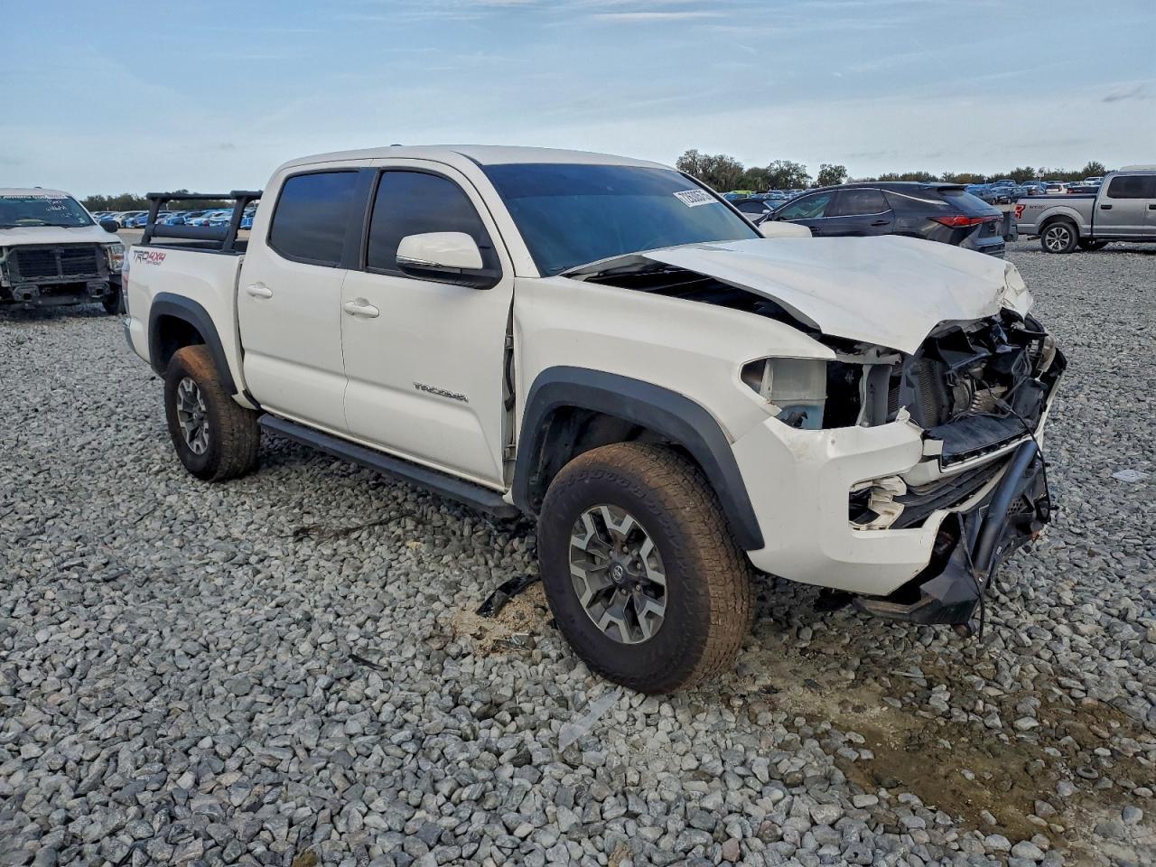 2020 Toyota Tacoma Double Cab - Фото 4
