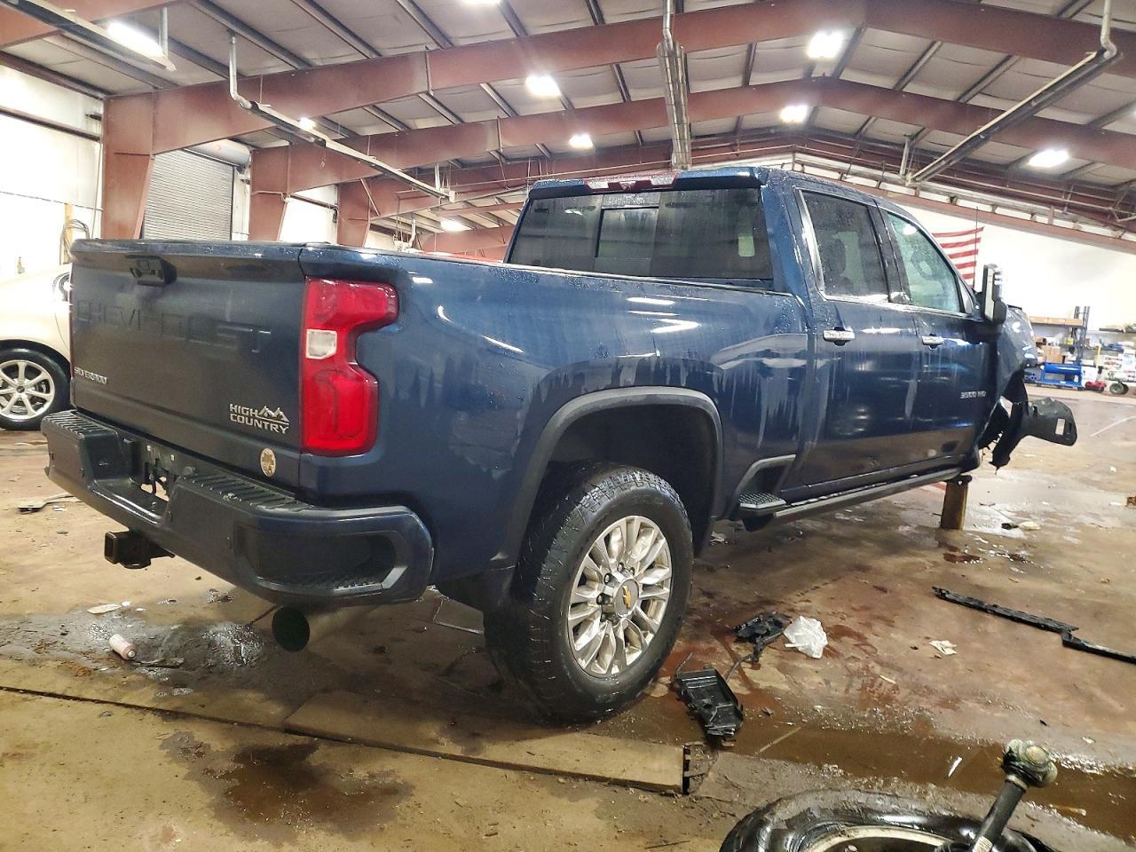 2023 Chevrolet Silverado K3500 High Country - Image 3