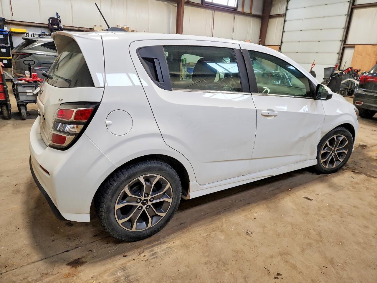 2018 Chevrolet Sonic Lt - Фото 3