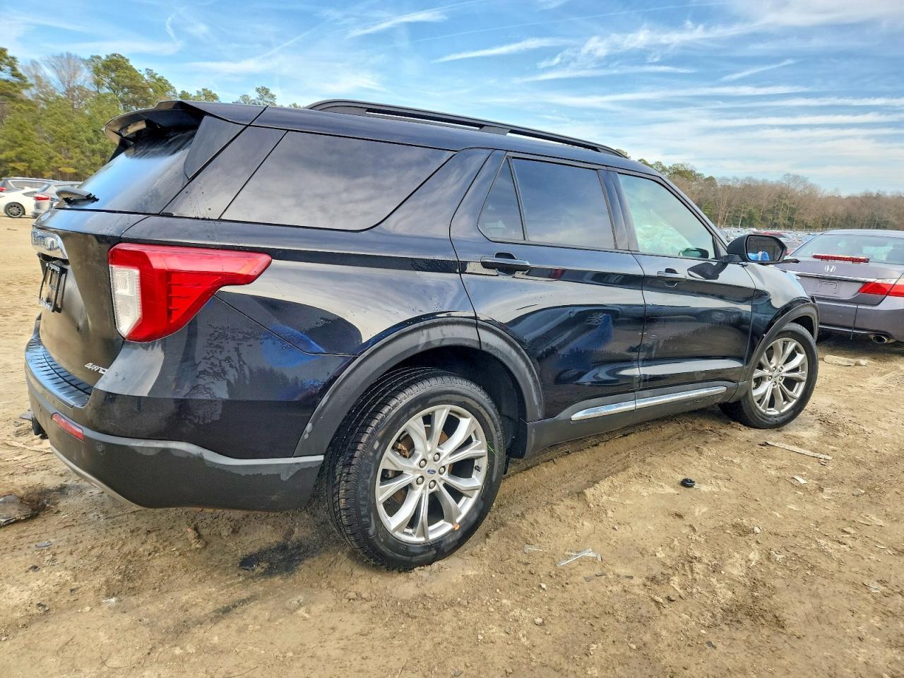2021 Ford Explorer Xlt - Фото 3