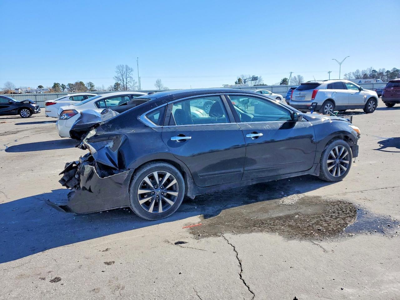 2016 Nissan Altima 2.5 - Image 3