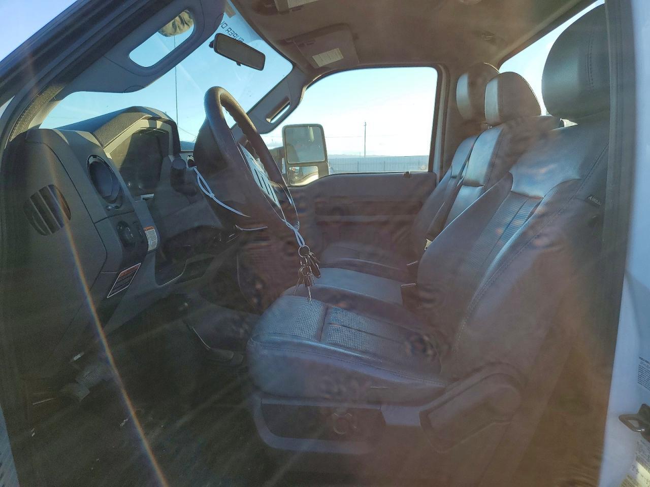 2011 Ford F550 Super Duty - Фото 7