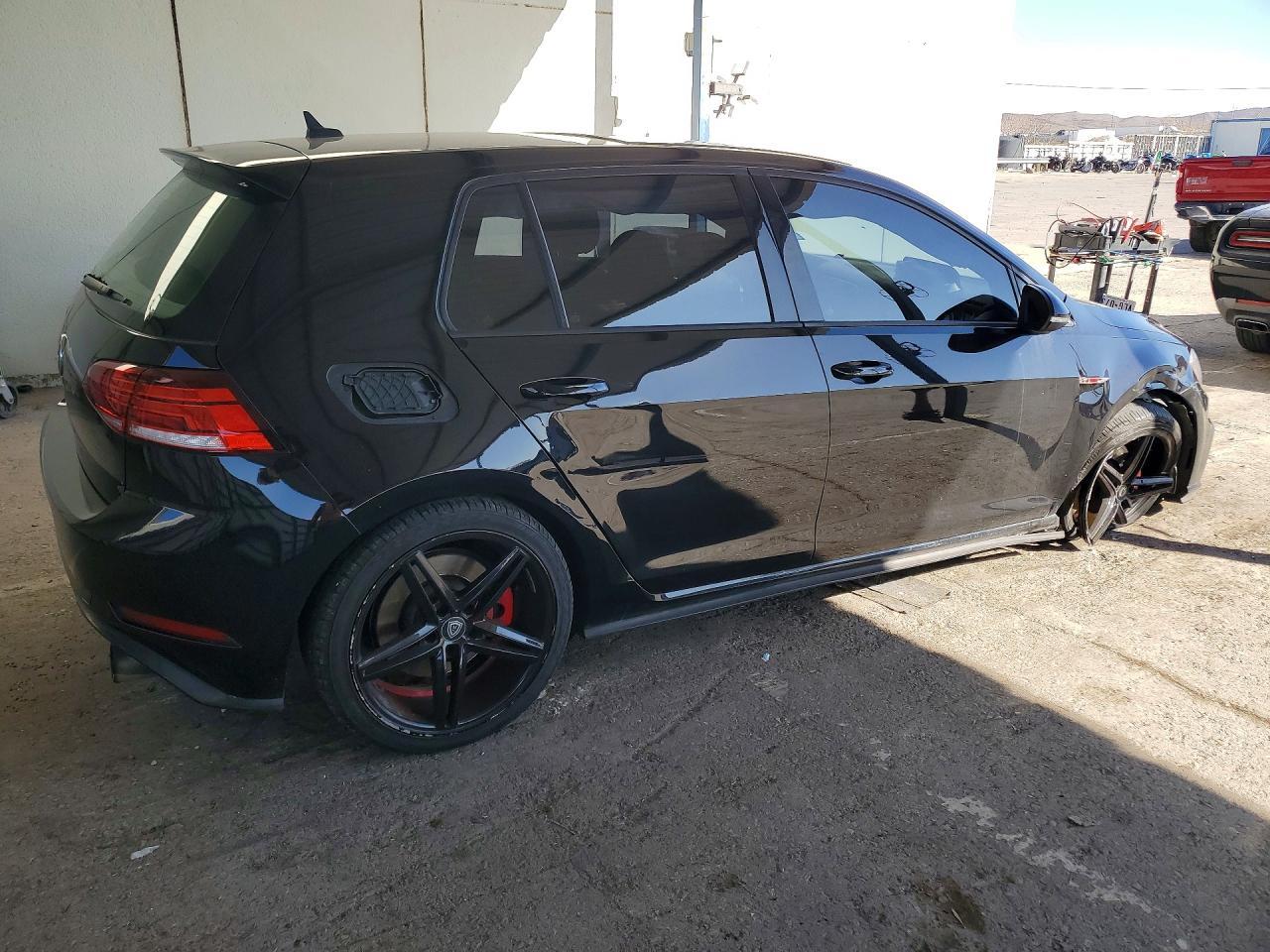 2018 Volkswagen Gti S/Se - Фото 3