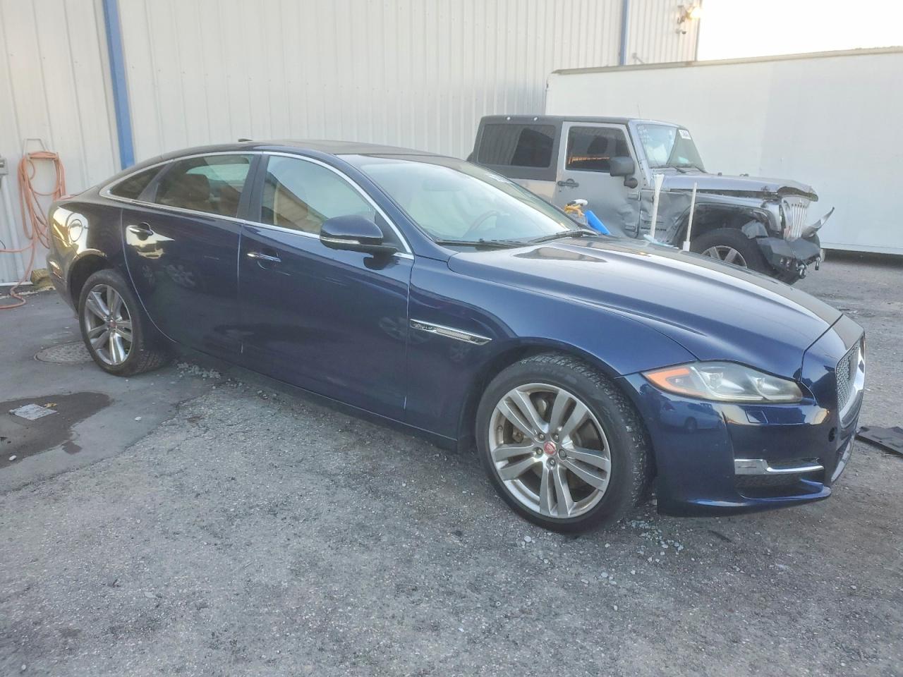 2016 Jaguar Xjl Portfolio - Фото 4