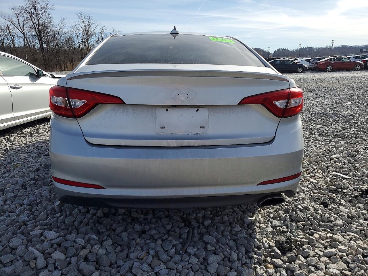 2015 Hyundai Sonata Se - Image 6