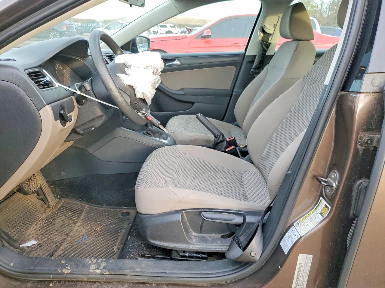 2011 Volkswagen Jetta Base - Image 7