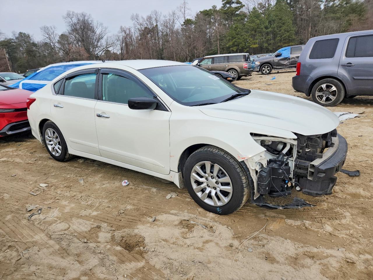 2017 Nissan Altima 2.5 - Image 4