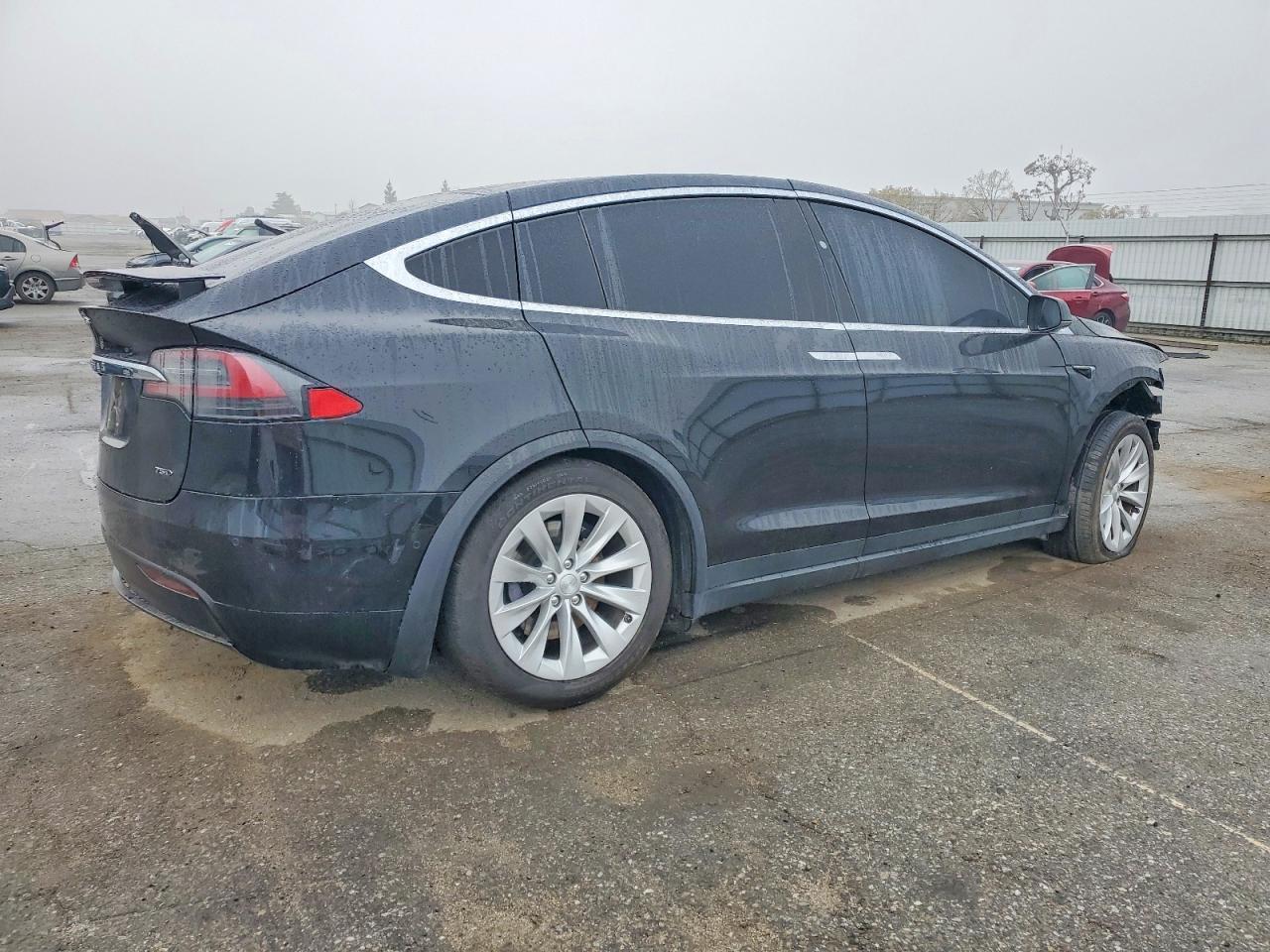 2017 Tesla Model X - Image 3