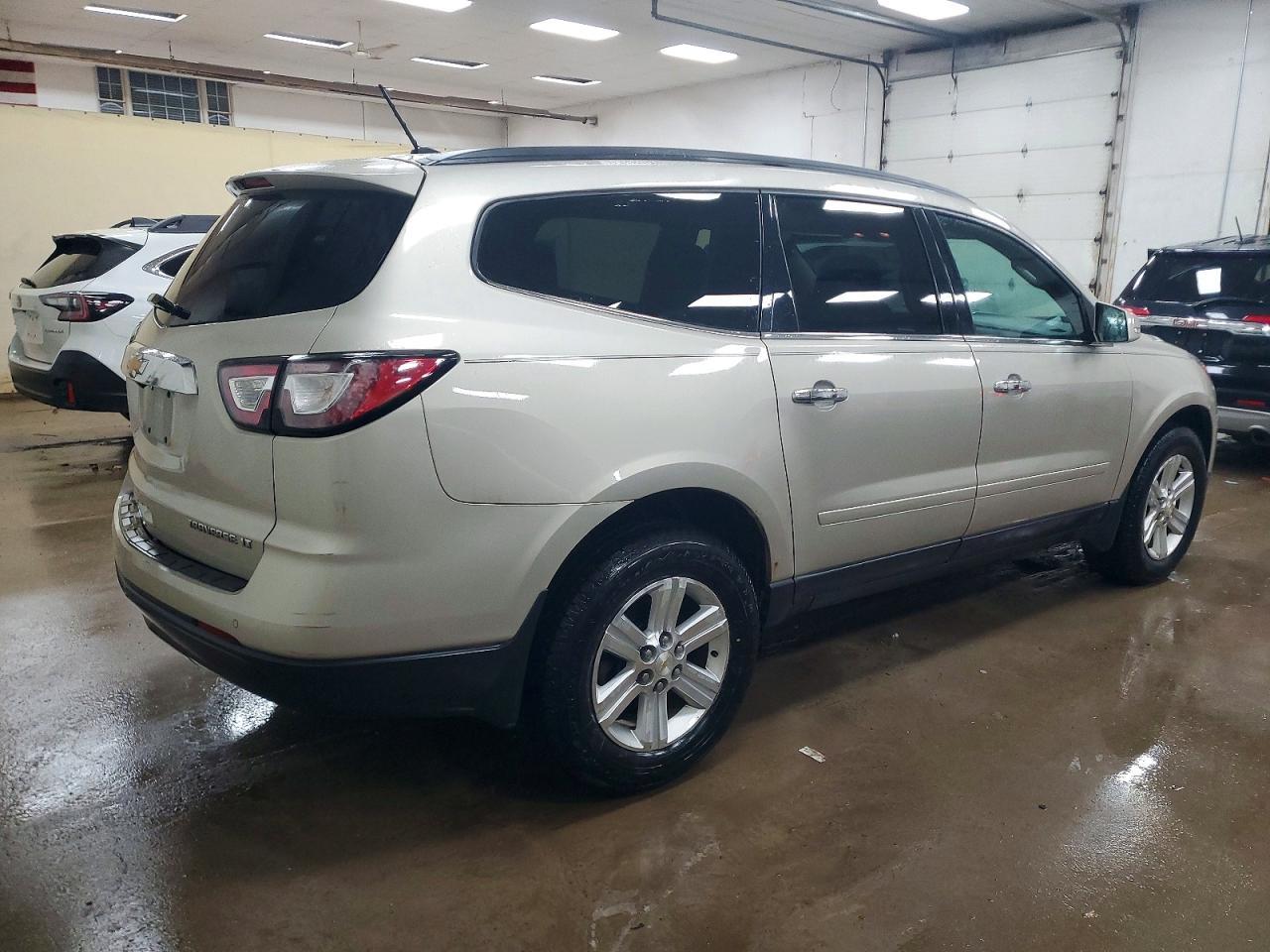 2013 Chevrolet Traverse Lt - Фото 3