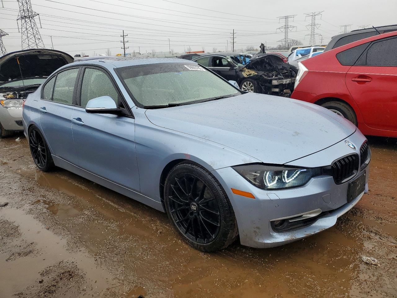 2013 BMW 328 Xi - Image 4