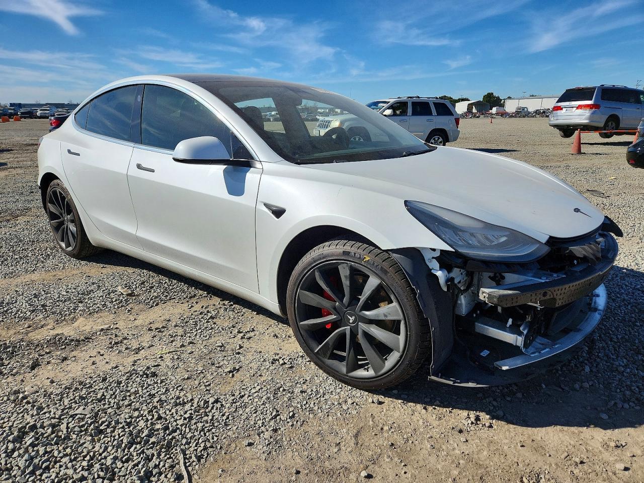 2020 Tesla Model 3 - Image 4