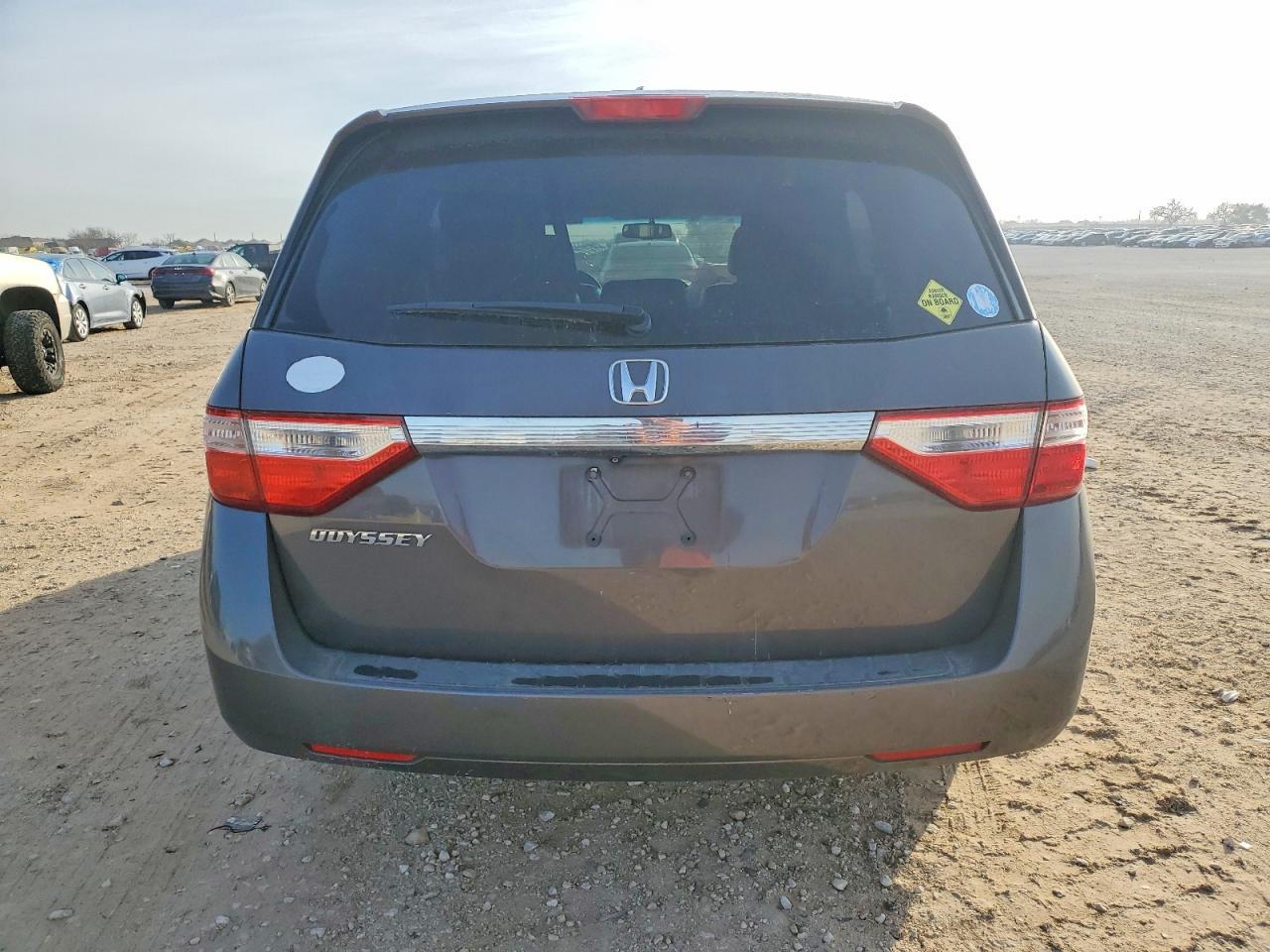 2012 Honda Odyssey - Image 6