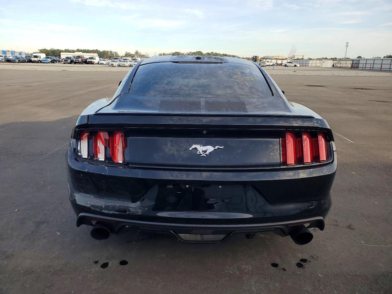 2016 Ford Mustang - Фото 6