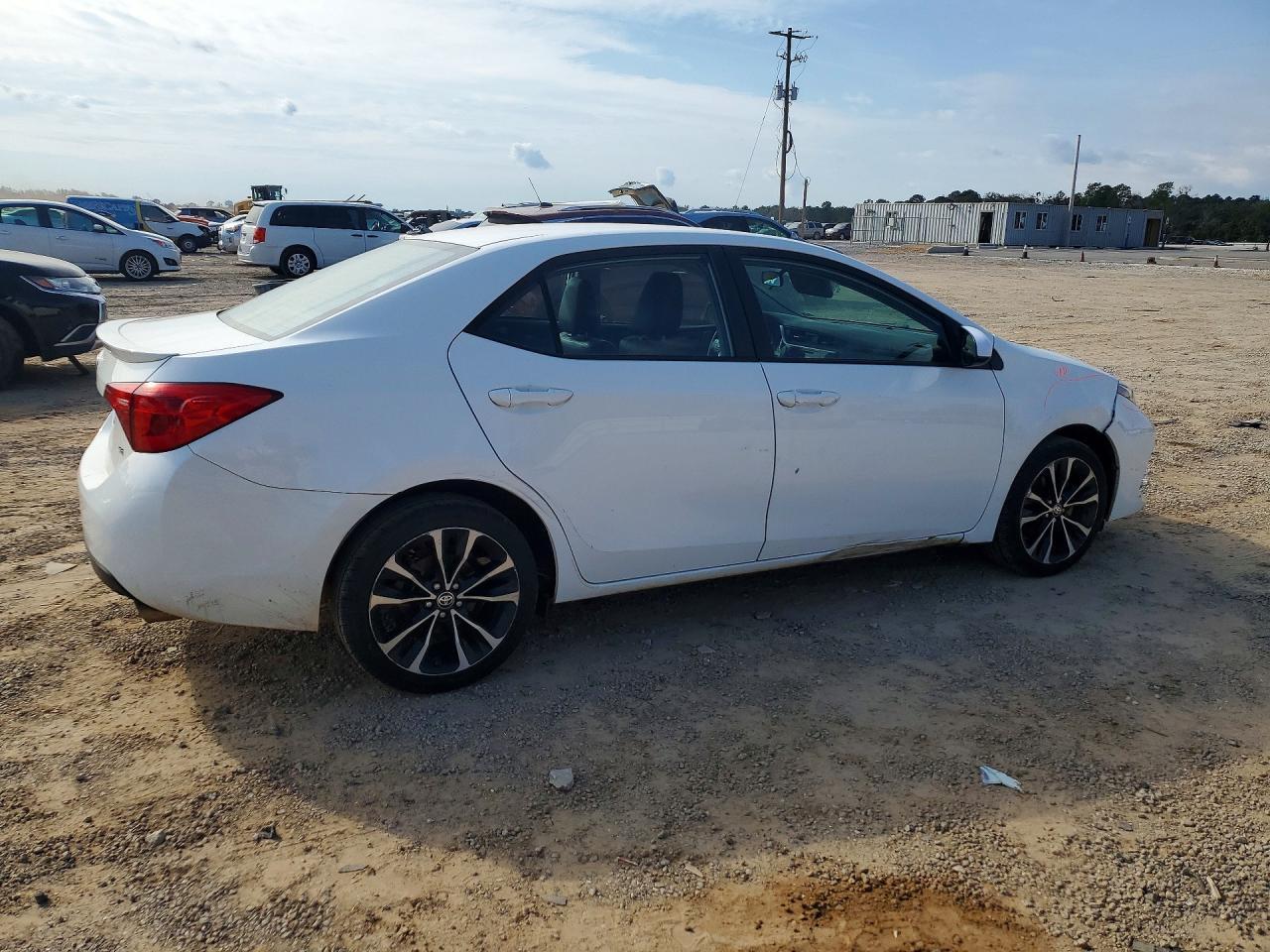 2019 Toyota Corolla L - Image 3