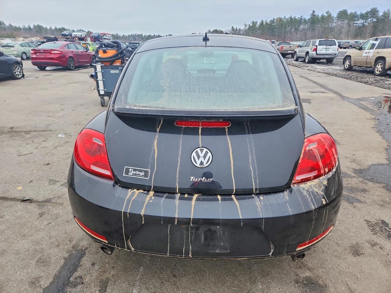 2012 Volkswagen Beetle Turbo - Фото 6
