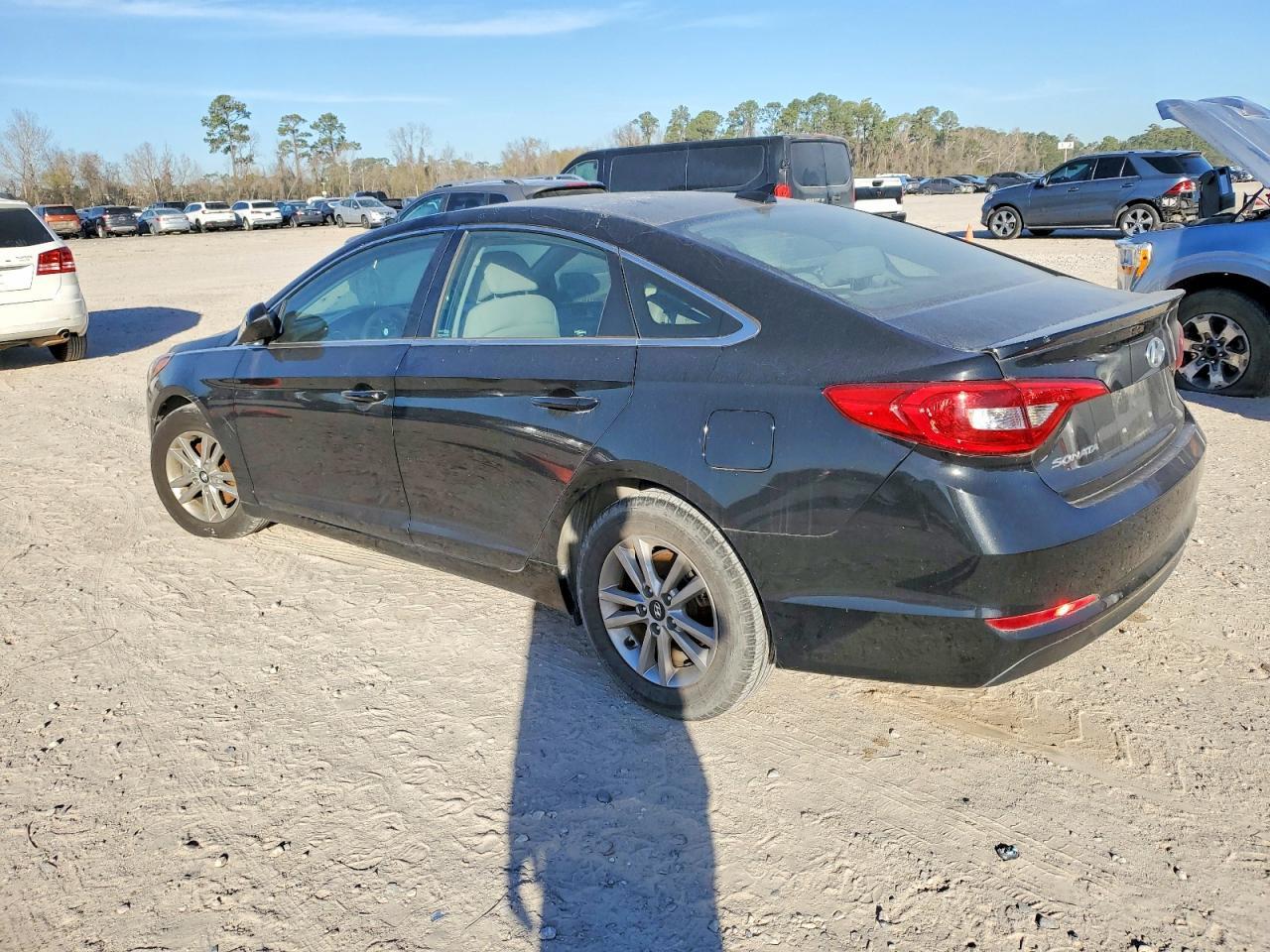 2017 Hyundai Sonata - Фото 2