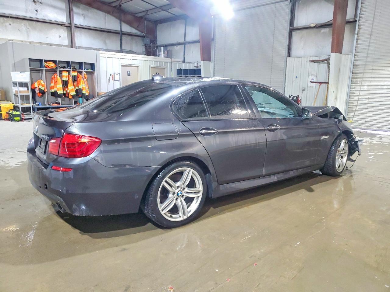2013 BMW 535 I - Фото 3