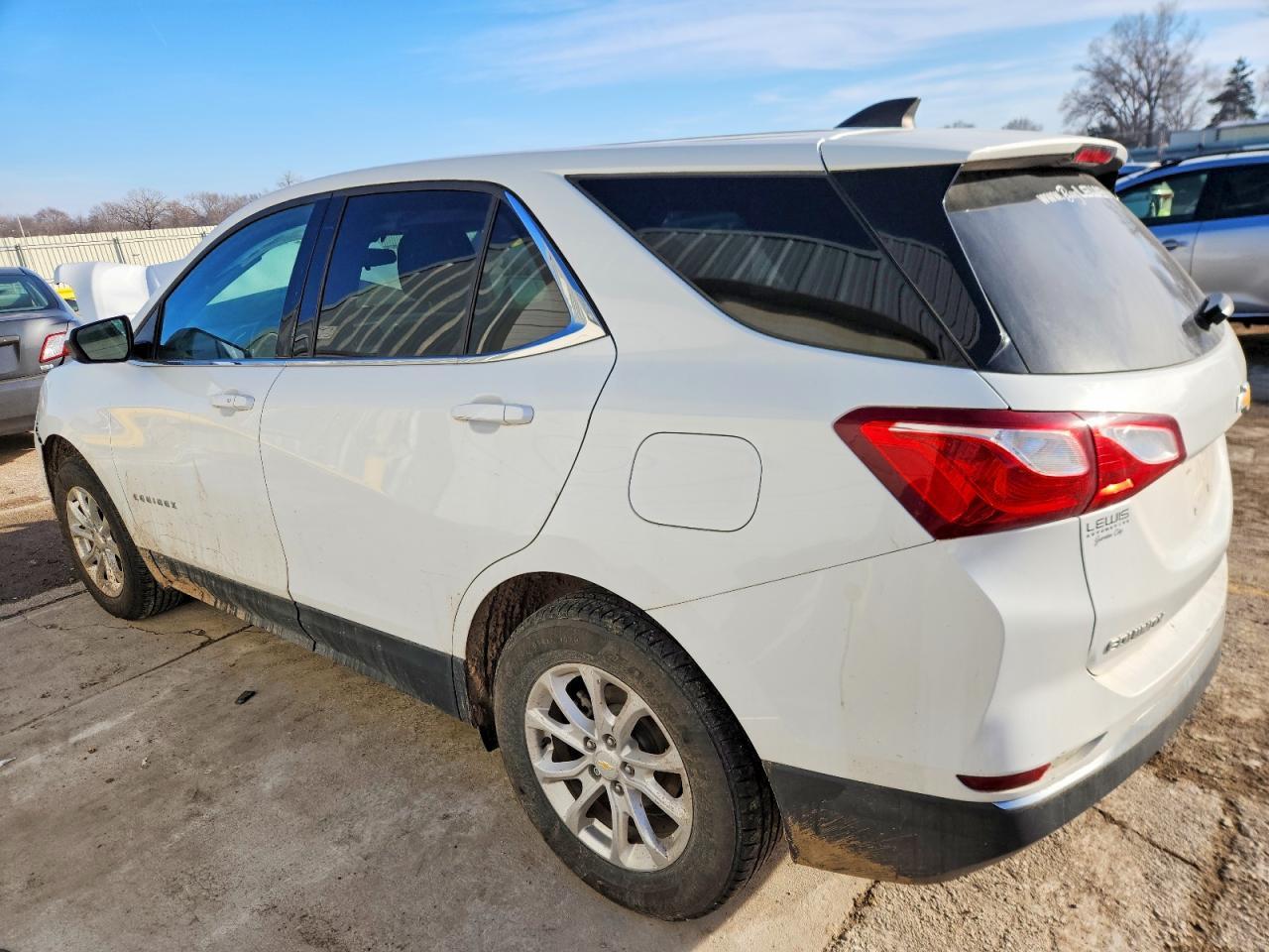2020 Chevrolet Equinox Lt - Фото 2