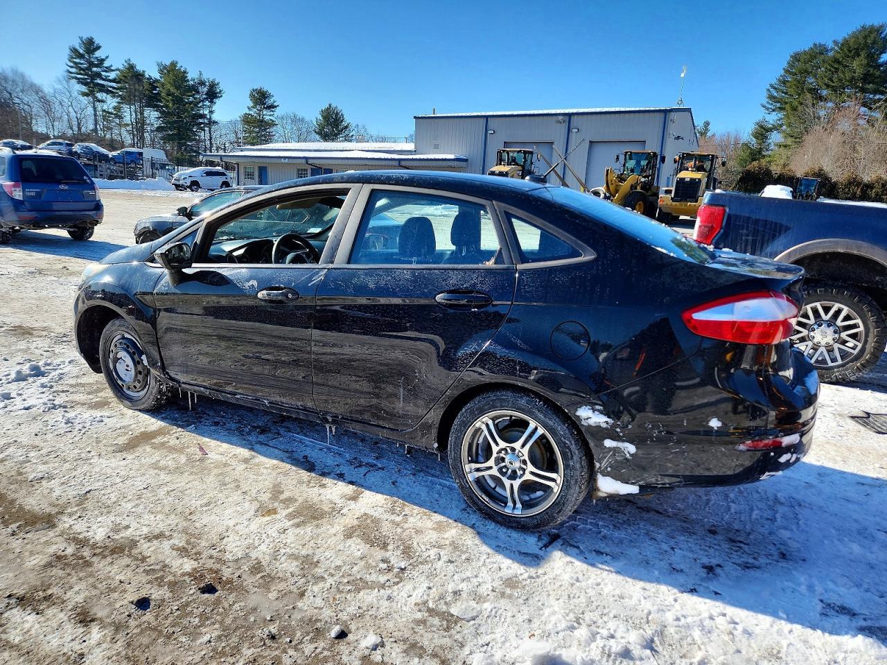 2018 Ford Fiesta Se - Фото 2
