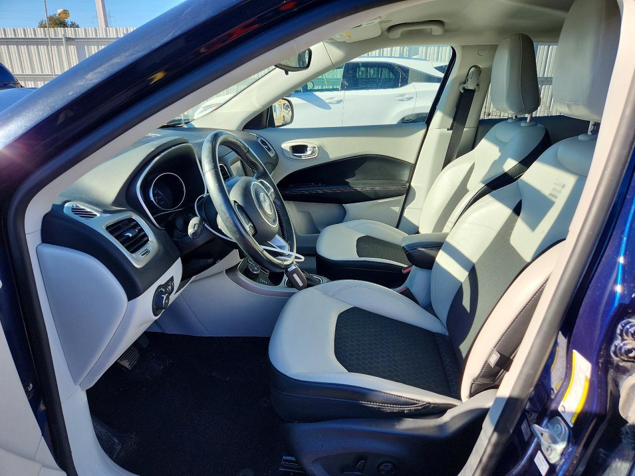 2019 Jeep Compass Latitude - Image 7