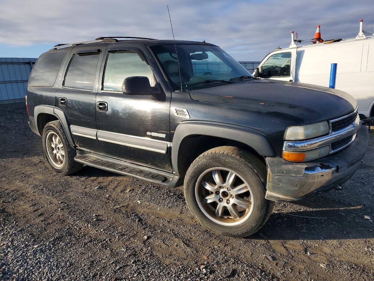 2002 Chevrolet Tahoe K1500 - Фото 4