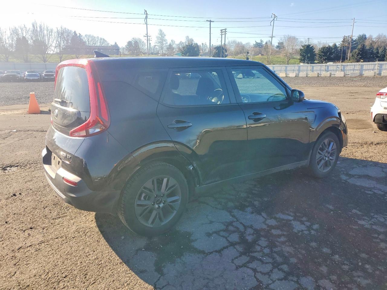 2020 Kia Soul Ex - Image 3
