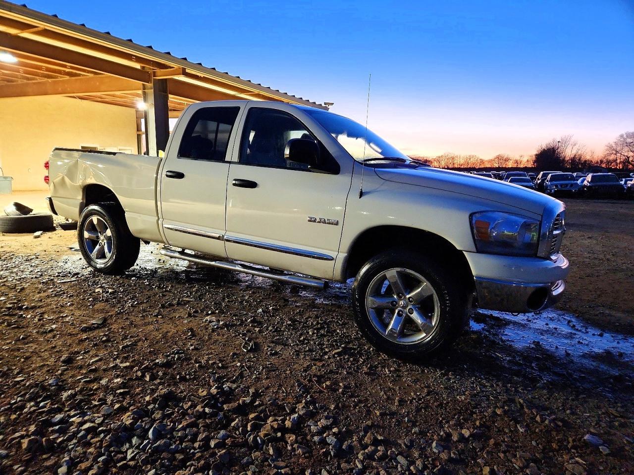 2008 Dodge Ram 1500 St - Фото 4