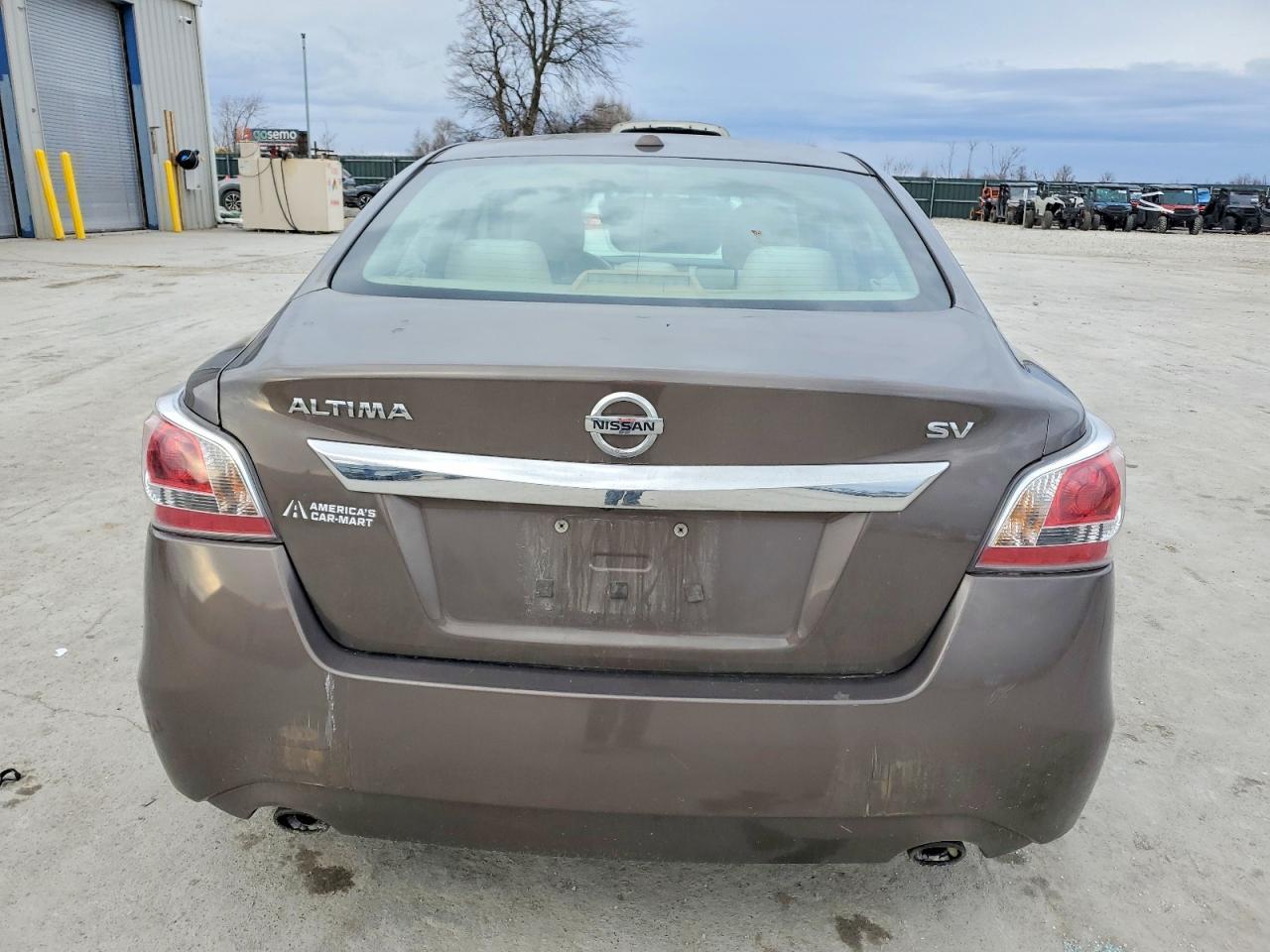 2015 Nissan Altima - Image 6