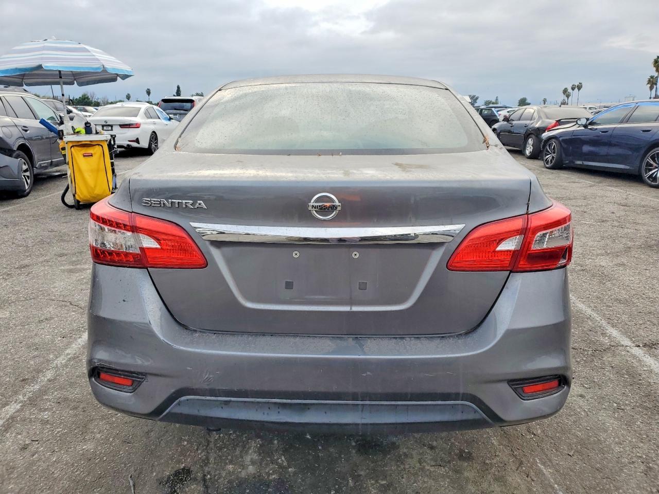 2016 Nissan Sentra S - Фото 6
