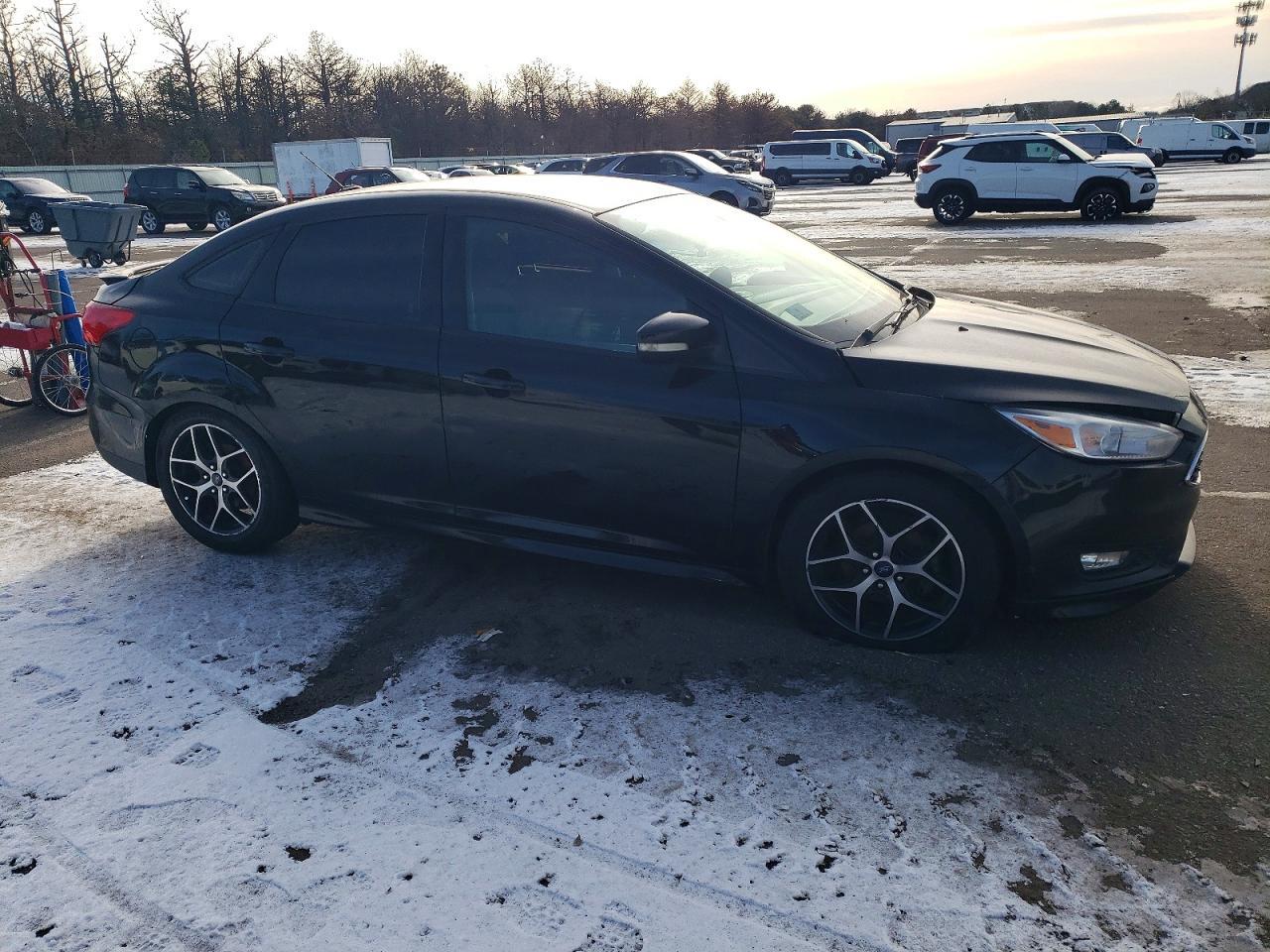 2016 Ford Focus Se - Фото 4